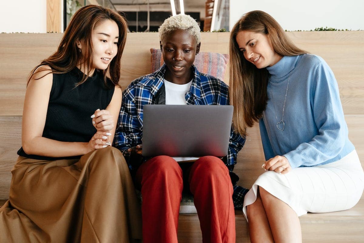 Décryptage de la formation professionnelle pour adultes : enjeux majeurs et défis contemporains